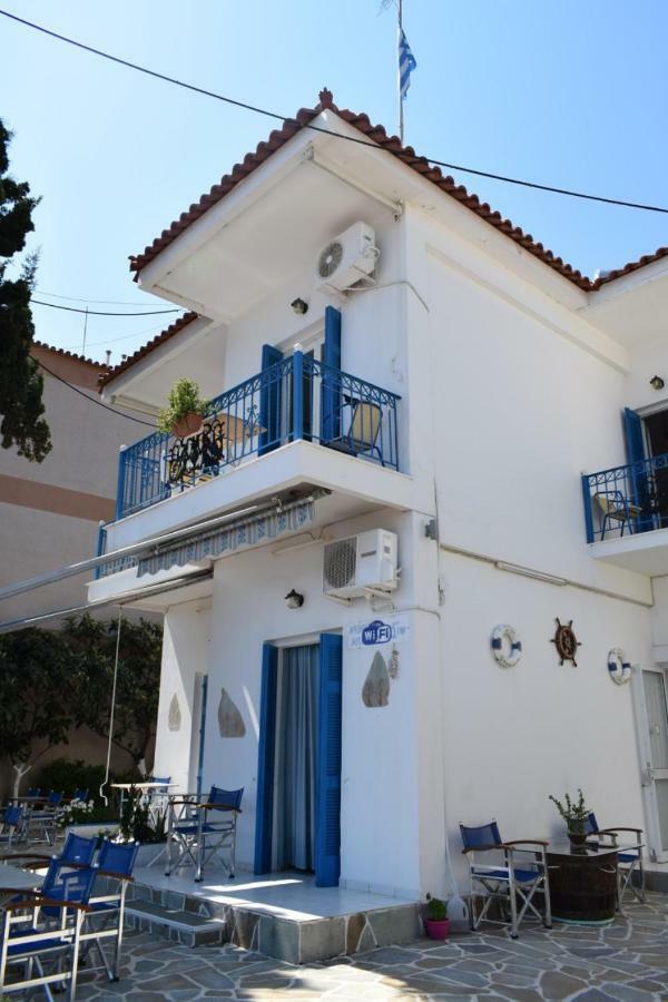 Oceanis Hotel Tirós Exterior foto